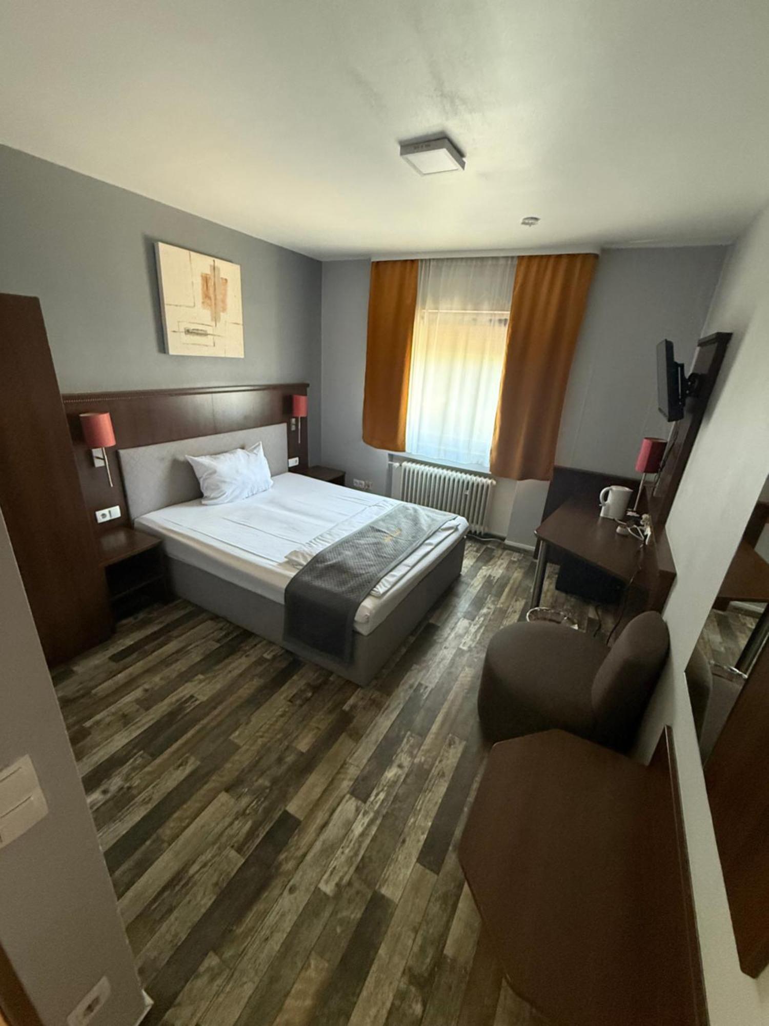 Parkhotel Lindenhof - Kostenlose Parkplaetze أوفنباخ المظهر الخارجي الصورة