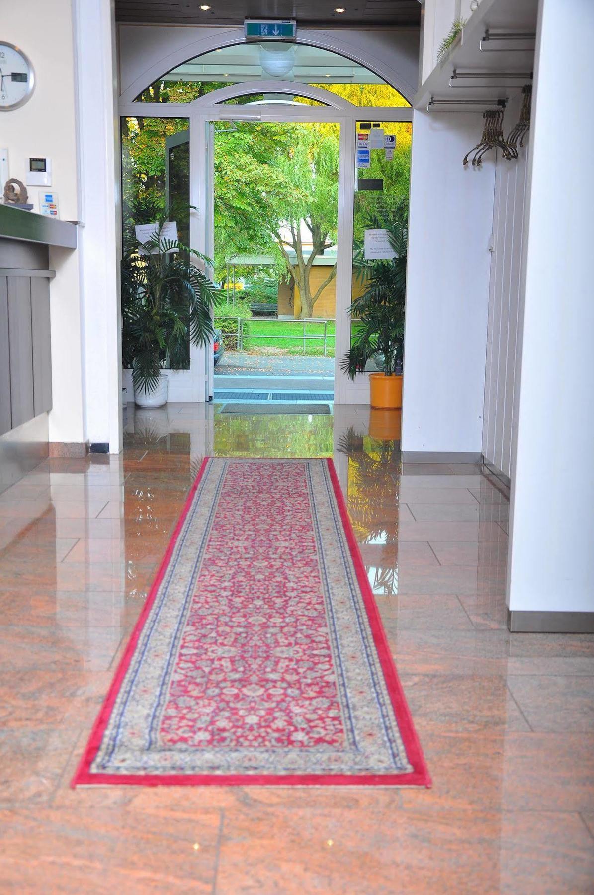 Parkhotel Lindenhof - Kostenlose Parkplaetze أوفنباخ المظهر الخارجي الصورة